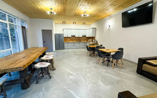 Отель Небосклон