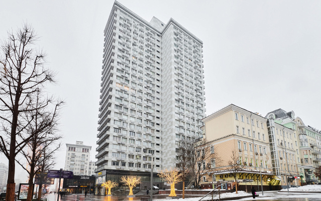 GM Stil'naya Trekhkomnatnaya s vidom na Novyj Arbat Apartments