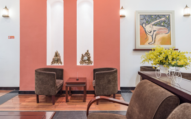 La Dolce Vita Hotel