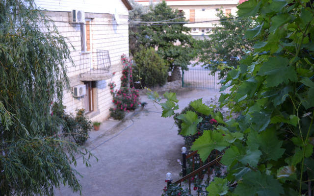 Гостевой дом Волна Феодосия