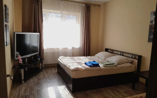 Квартира на Очеретина 12