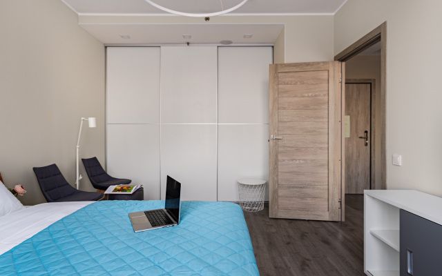4 Apartment