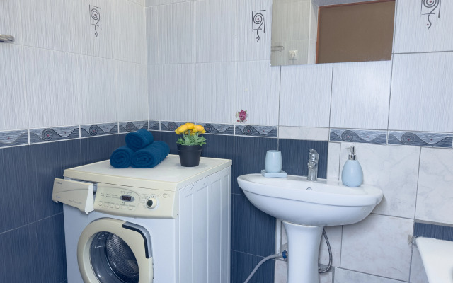 Квартира у Сквера с Видом на Никольский Собор