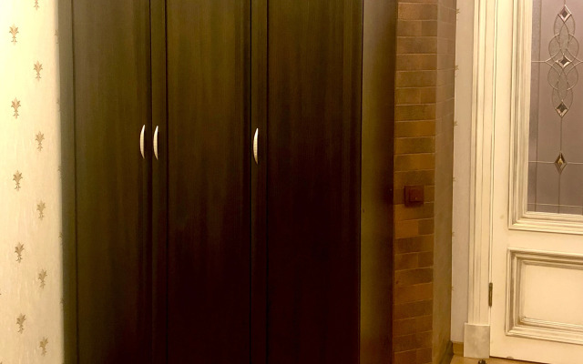 Квартира в Историческом Центре Санкт-Петербурга. Дом Театрального Работника