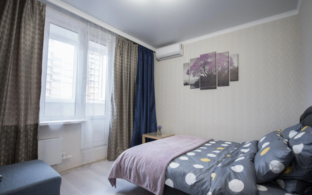 Апартаменты Smile Apartments Уютная Студия с Балконом