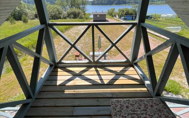 Na Beregu Ozera Private house