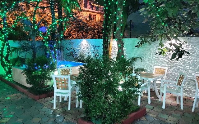Lazurnyij Briz Guest house
