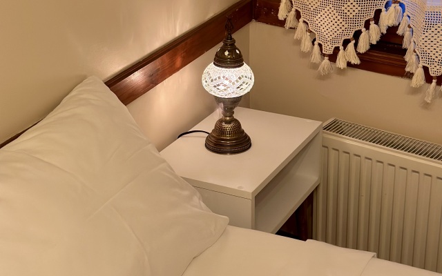 Zeyrek Historical Wooden Ottoman House Mini-hotel