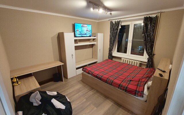 Квартира на  Новоалексеевской 7