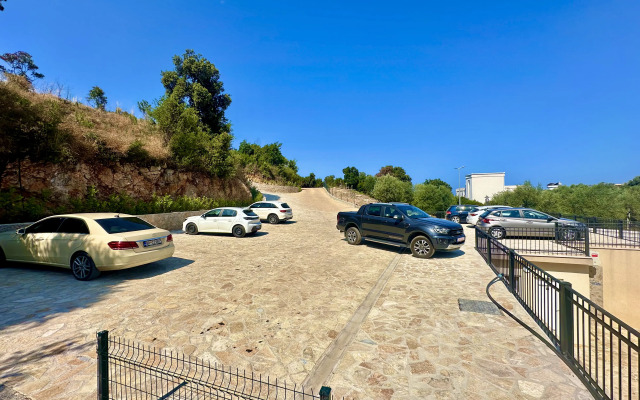 Akhdar Apart-Hotel