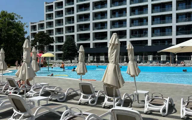 Studio Flow Apartments
