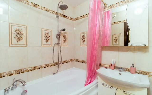 Апартаменты Уютные в новом доме рядом с ЖД вокзалом, 3 раздельных спальных места бонус кофемашина