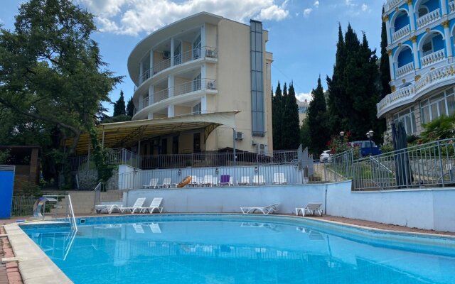 Laskovy bereg Hotel