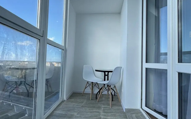 Na 17 Etazhe Prospekt Mira Apartment