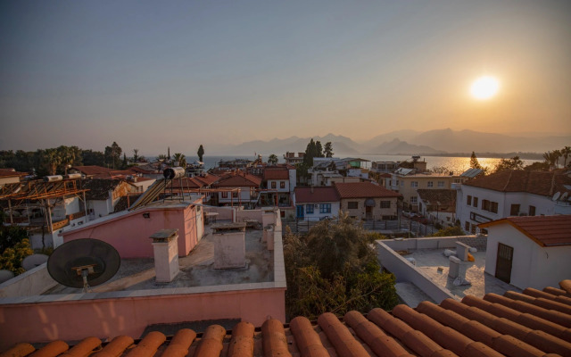 Отель White Garden