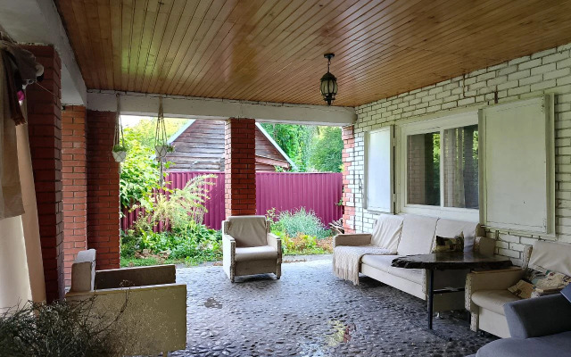 Oreshek Guest House