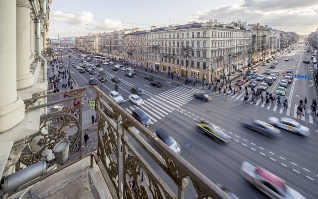 Lopatin Nevsky 100 Hotel