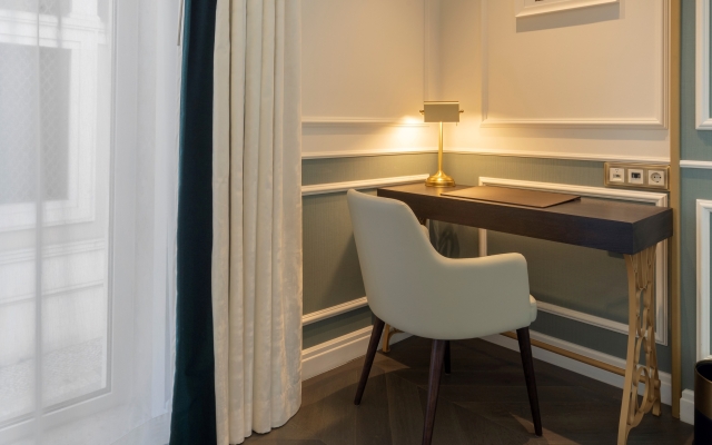 The Emerald House Lisbon, Curio Collection By Hilton