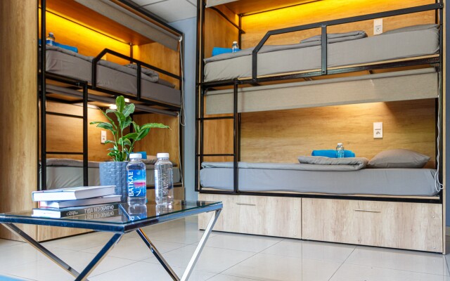 M&DHost Hostel