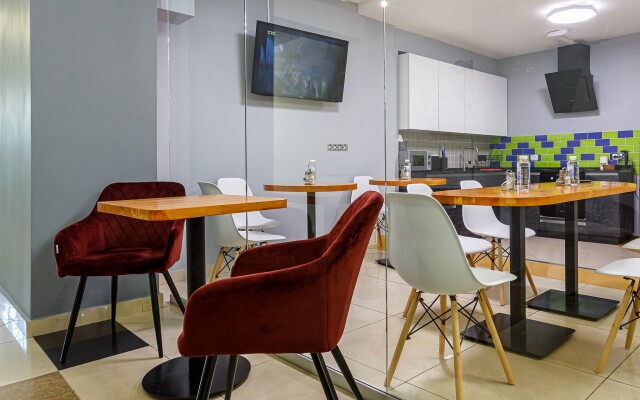 M&DHost Hostel