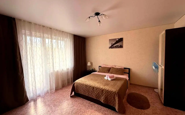 Квартира GoldApart на проспекте Победы 342а