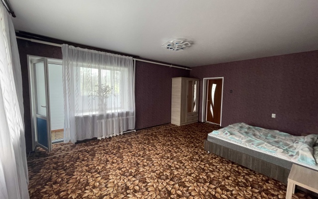 Na Zarechnoy Private House