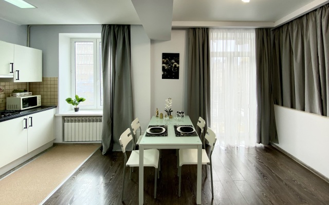 Grafit Apartamenty V Istoricheskom Tsentre Volgograda Flat
