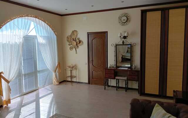 Orel-Izumrud Guest House