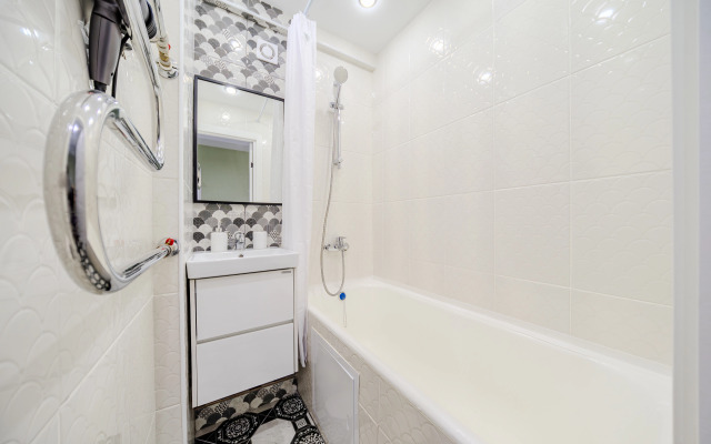 Uyutnay odnokomnatnay  u metro Akademicheskaya Flat