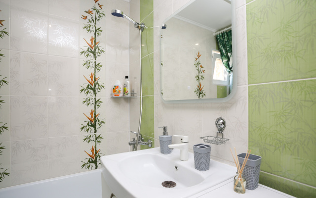 Na Ulitse Yuriya Kostikova Flat
