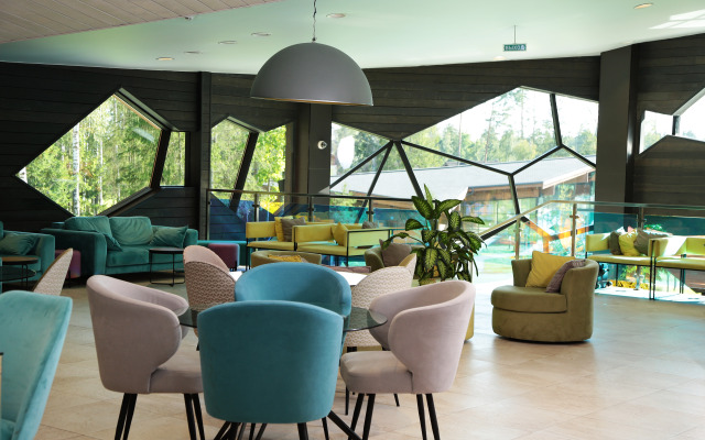 Les Art Resort Hotel