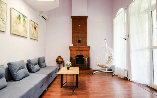 Dom S Basseynom I Saunoy V Khimkakh Starbeevo Private House