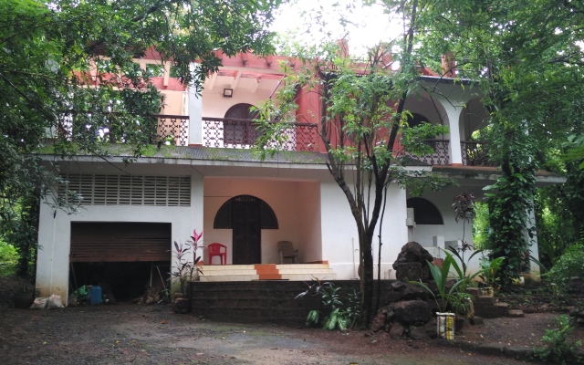 Copper Red Villa Guest House