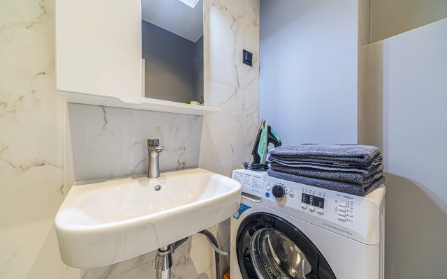 Апартаменты на 4 линии Васильевского Острова 51