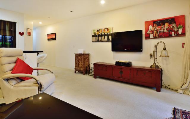 Best Located Two Bedroom in Auckland Apartments