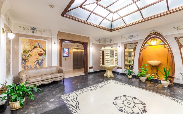 U Finlyandskogo Vokzala I Kreysera Avrory Apartments