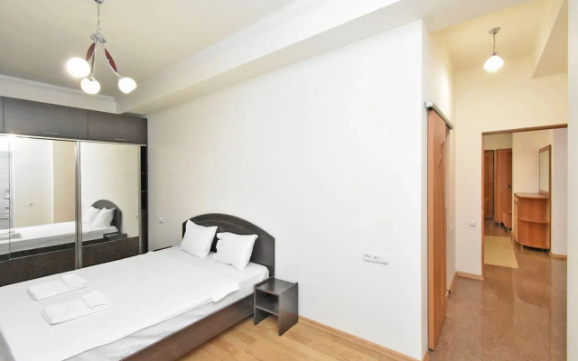 3-Komn. V Novostroyke, Ulitsa In Yerevantsu,hh331 Flat