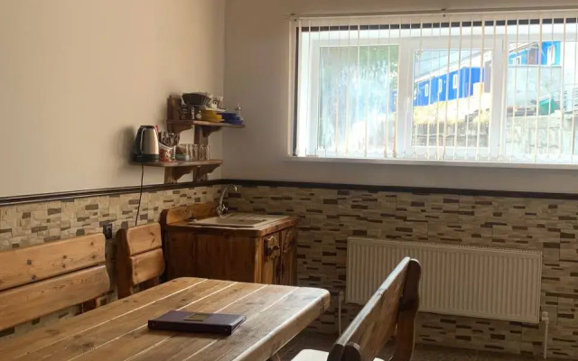 Отель Эльтур