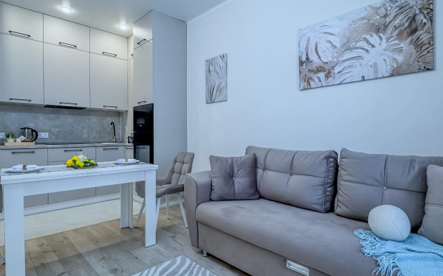 Green Fox Na Akhsharumova 25 Flat