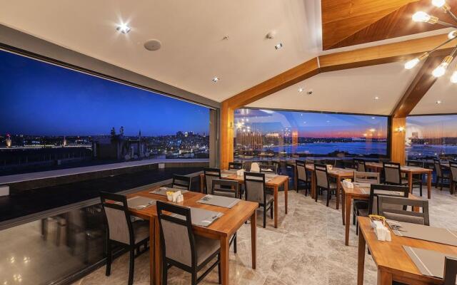 Demiray Hotel