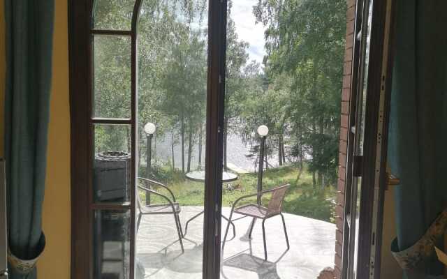 Dom Na Ozere Villa