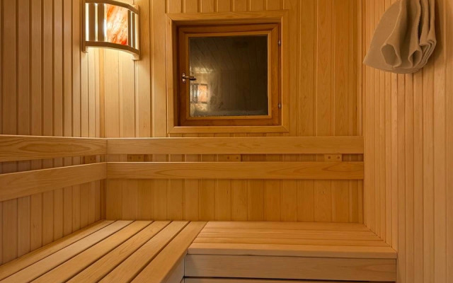 Sapfir Private house