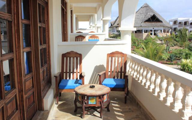 Отель Jumbo Watamu All Inclusive