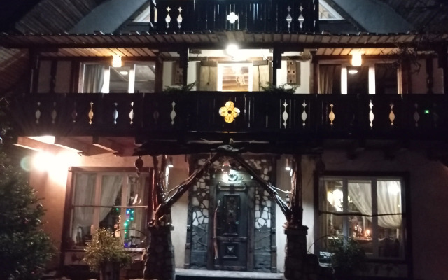 Derevenskiy Dom Private House