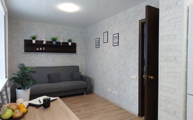 Yevrodvushka V Tsentpe Yaroslavlya Flat