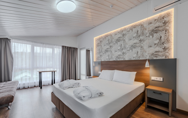 Отель Astra Montale Family