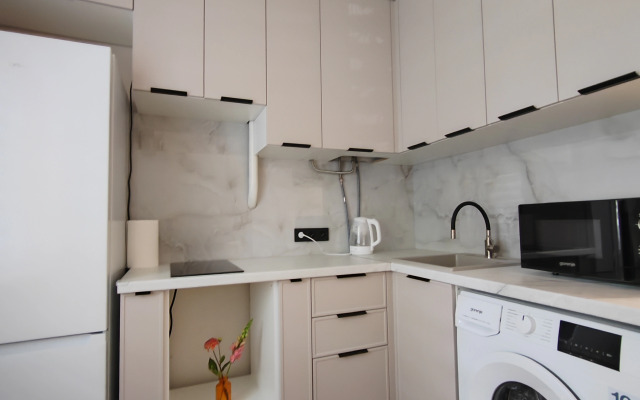 Uyutny Ugolok v Samom Tsentre Goroda Flat