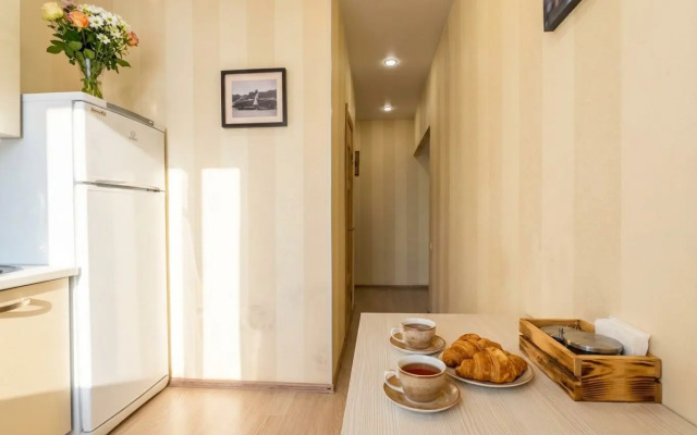 Апартаменты Розы Люксембург 12