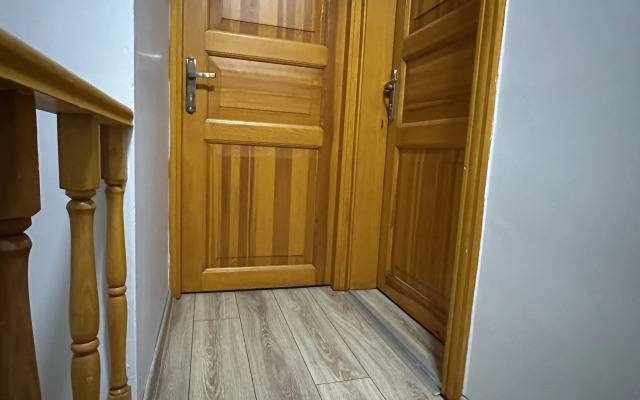 Отель Tree House