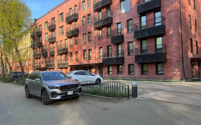 Na Ulitse Mikhalkovskaya 46k3 Flat